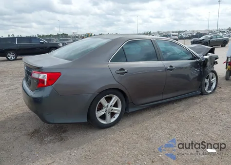 2013 Toyota Camry Se z USA, uszkodzony, nr VIN 4T1BF1FK2DU711893